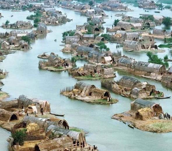 IRAQ HOUSES