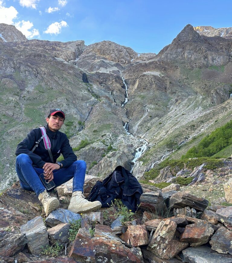 garam chisma.jpg4