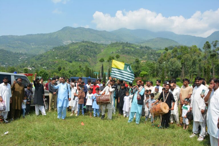 AJK 05