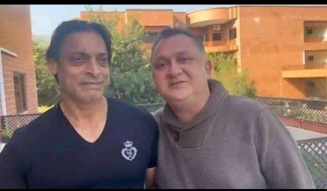 ڈاکٹر نعمان نیاز اور شعیب اختر کی فائل فوٹو