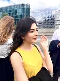 ایمان مزاری